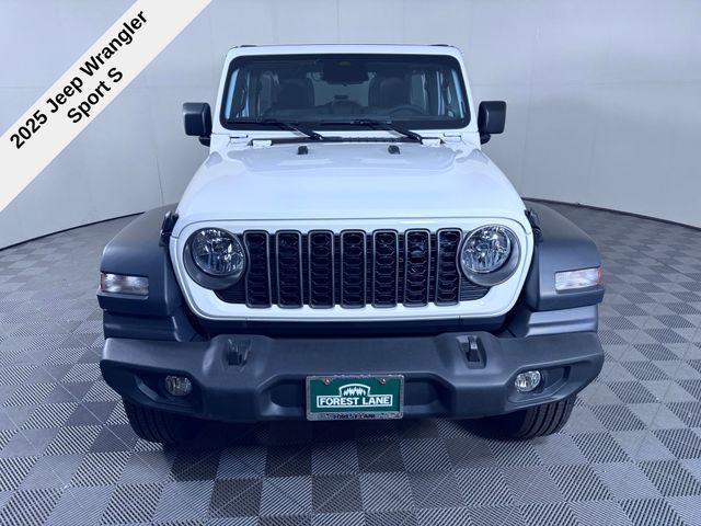 new 2025 Jeep Wrangler car, priced at $42,555