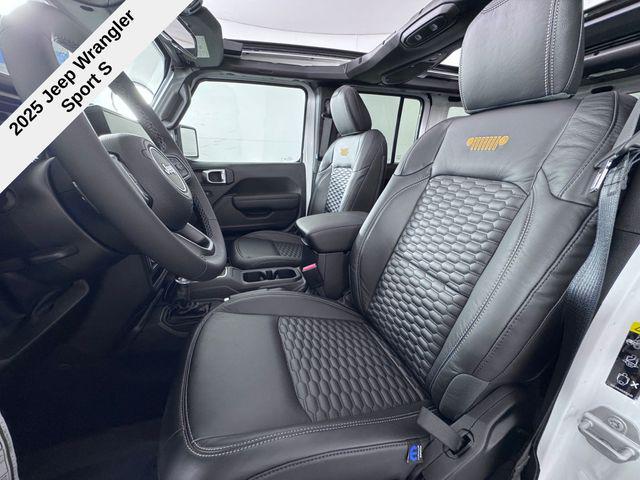 new 2025 Jeep Wrangler car, priced at $42,555