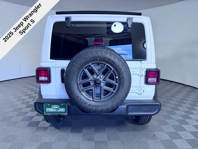 new 2025 Jeep Wrangler car, priced at $42,555
