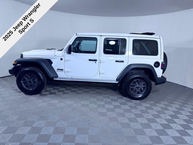 new 2025 Jeep Wrangler car, priced at $42,555