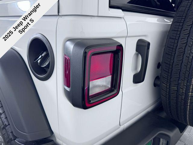 new 2025 Jeep Wrangler car, priced at $42,555