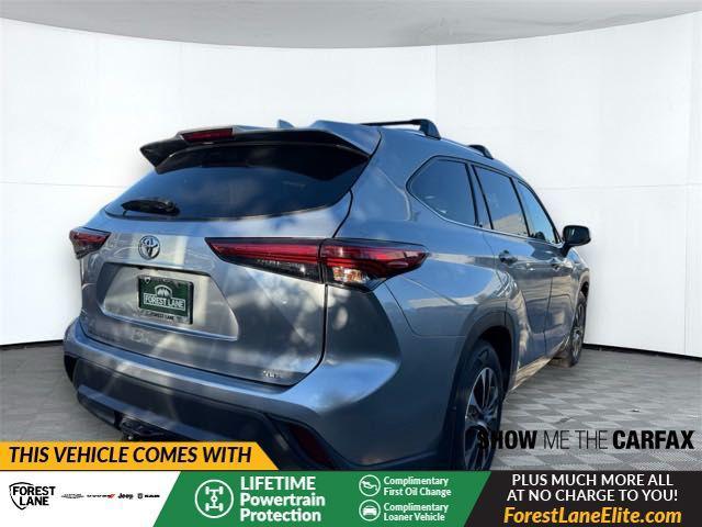 used 2021 Toyota Highlander car, priced at $26,699