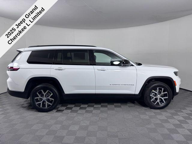 new 2025 Jeep Grand Cherokee L car, priced at $41,675