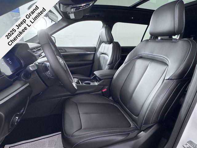 new 2025 Jeep Grand Cherokee L car, priced at $46,367