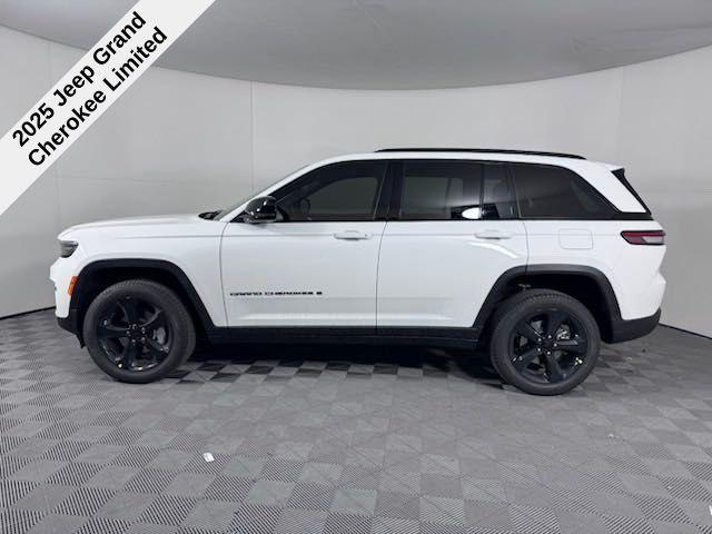 new 2025 Jeep Grand Cherokee car, priced at $41,085