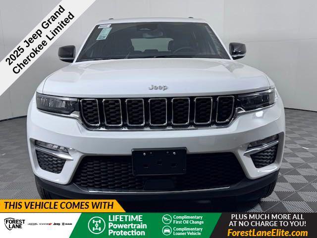 new 2025 Jeep Grand Cherokee car, priced at $38,896