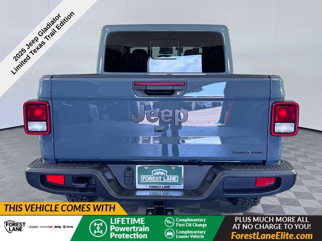 new 2025 Jeep Gladiator car, priced at $43,469
