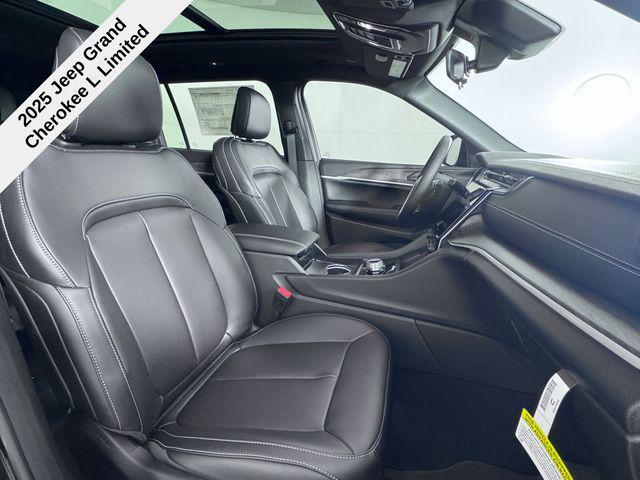 new 2025 Jeep Grand Cherokee L car, priced at $43,791