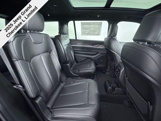 new 2025 Jeep Grand Cherokee L car, priced at $43,791