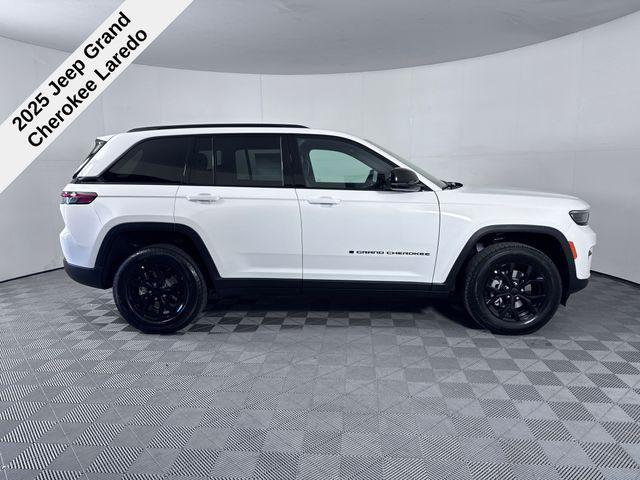 new 2025 Jeep Grand Cherokee car, priced at $36,605