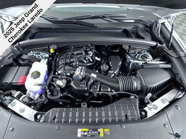 new 2025 Jeep Grand Cherokee car, priced at $36,605
