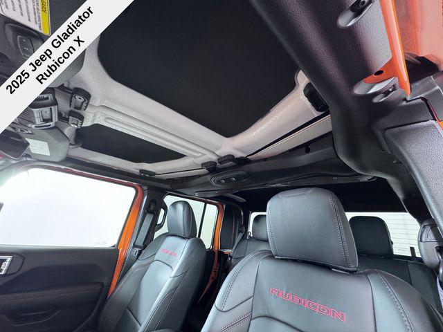 new 2025 Jeep Gladiator car, priced at $51,658