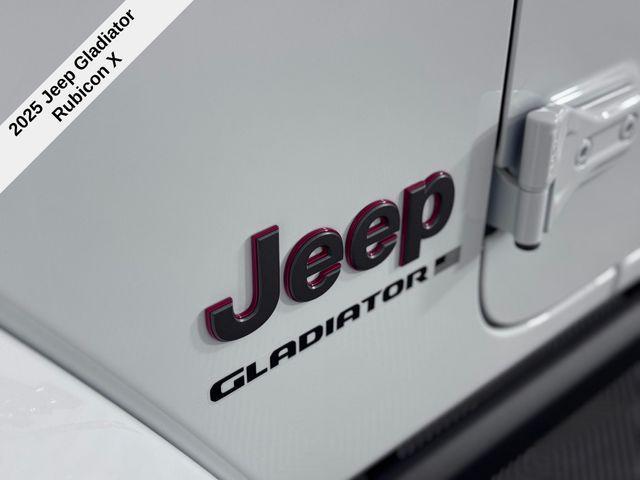 new 2025 Jeep Gladiator car, priced at $49,368
