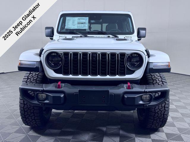new 2025 Jeep Gladiator car, priced at $49,368