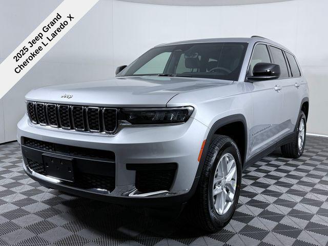 new 2025 Jeep Grand Cherokee L car, priced at $34,599