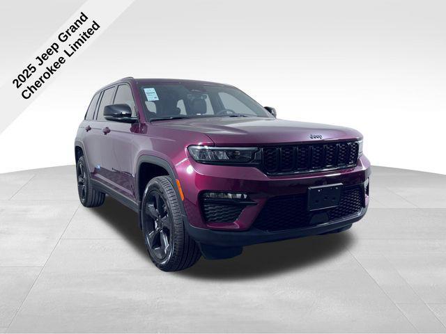 new 2025 Jeep Grand Cherokee car, priced at $44,220