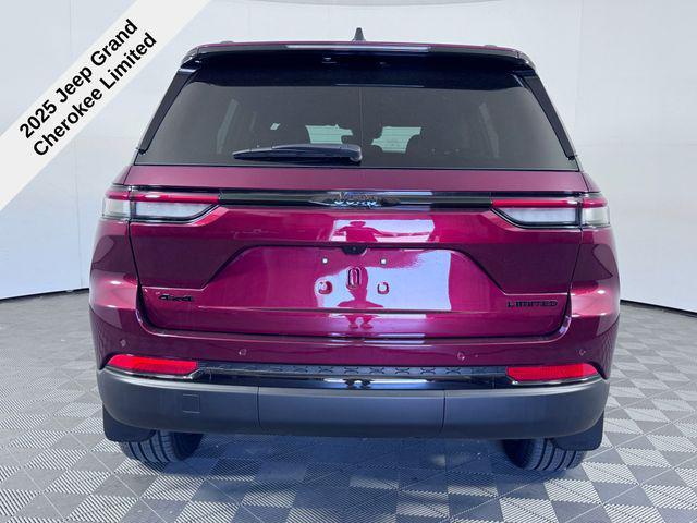 new 2025 Jeep Grand Cherokee car, priced at $44,220