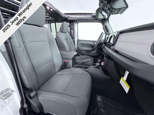 new 2025 Jeep Wrangler car, priced at $46,044