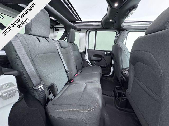 new 2025 Jeep Wrangler car, priced at $46,044