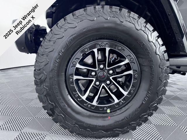 new 2025 Jeep Wrangler car, priced at $63,124