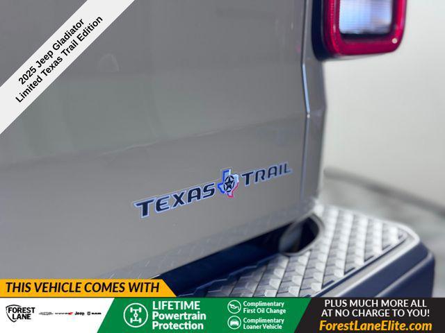 new 2025 Jeep Gladiator car, priced at $41,503