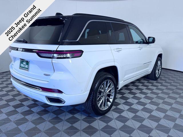 new 2025 Jeep Grand Cherokee car, priced at $52,457
