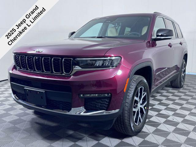 new 2025 Jeep Grand Cherokee L car, priced at $45,172