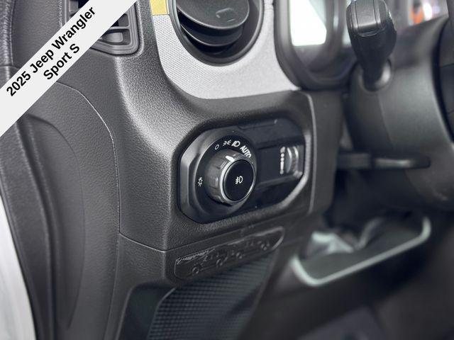 new 2025 Jeep Wrangler car, priced at $40,440
