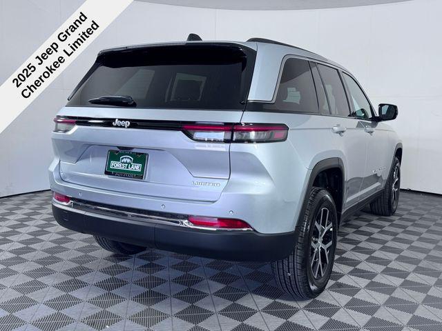 new 2025 Jeep Grand Cherokee car, priced at $36,661