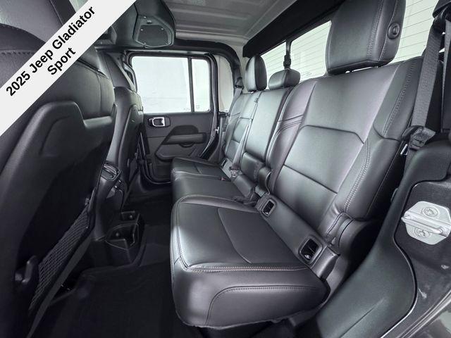 new 2025 Jeep Gladiator car, priced at $41,269