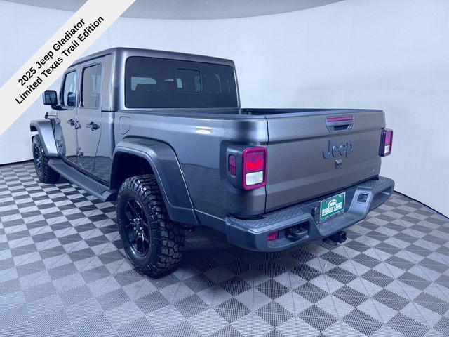 new 2025 Jeep Gladiator car, priced at $41,540