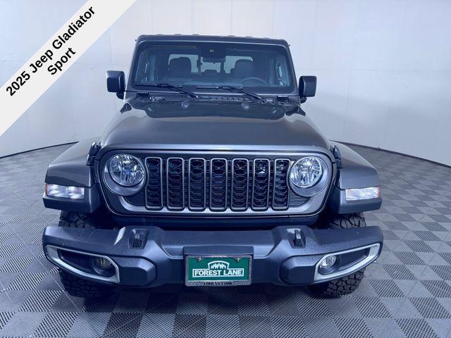 new 2025 Jeep Gladiator car, priced at $41,269