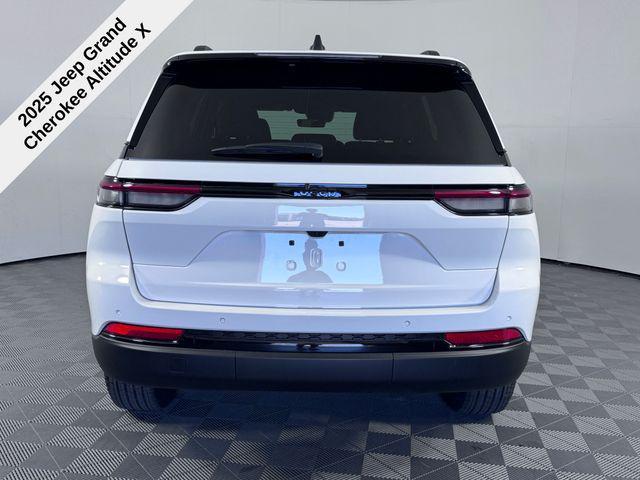 new 2025 Jeep Grand Cherokee car, priced at $36,526