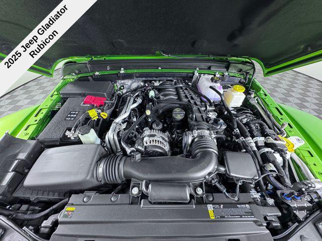 new 2025 Jeep Gladiator car, priced at $50,404