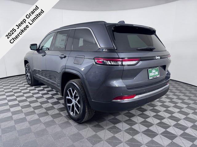 new 2025 Jeep Grand Cherokee car, priced at $34,385