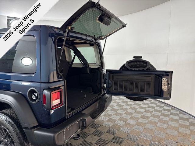 new 2025 Jeep Wrangler car, priced at $42,824