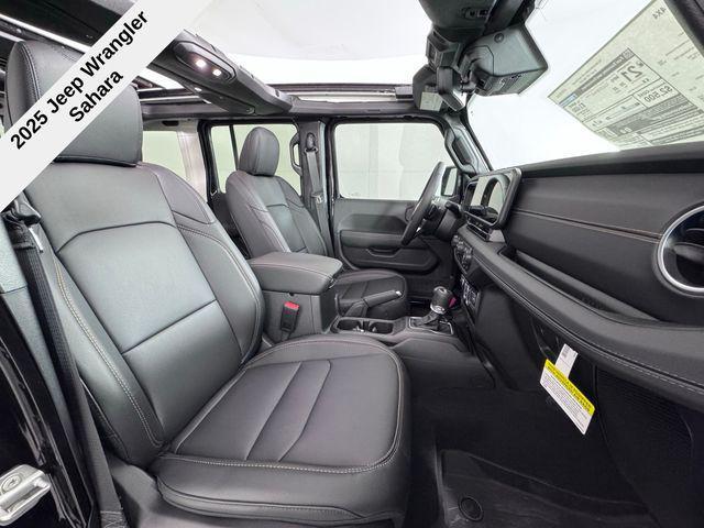 new 2025 Jeep Wrangler car, priced at $51,303