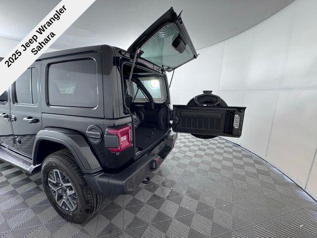 new 2025 Jeep Wrangler car, priced at $51,303