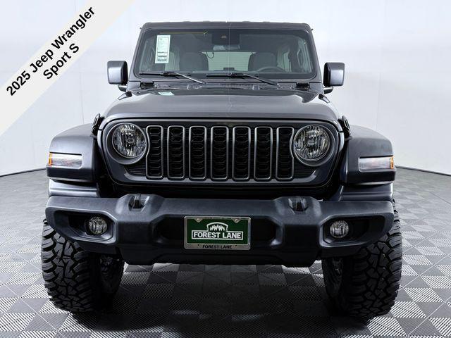 new 2025 Jeep Wrangler car, priced at $54,365