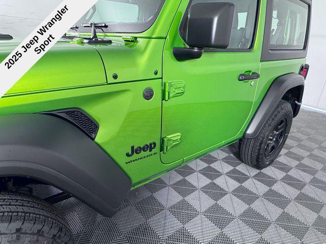 new 2025 Jeep Wrangler car, priced at $31,494