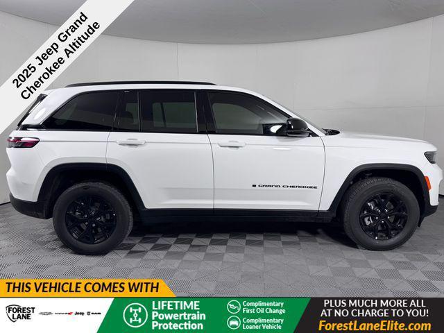 new 2025 Jeep Grand Cherokee car, priced at $37,498