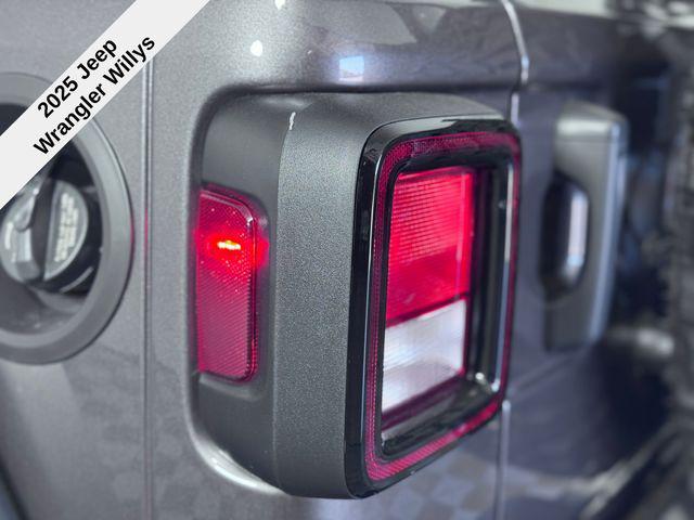 new 2025 Jeep Wrangler car, priced at $47,070