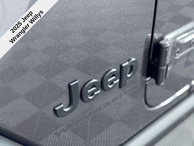 new 2025 Jeep Wrangler car, priced at $47,070