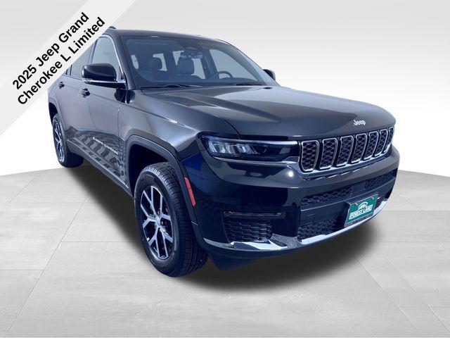 new 2025 Jeep Grand Cherokee L car, priced at $43,673
