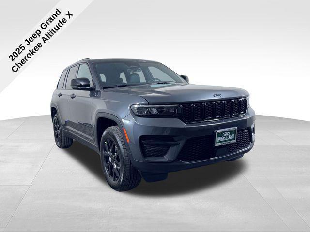 new 2025 Jeep Grand Cherokee car, priced at $37,062