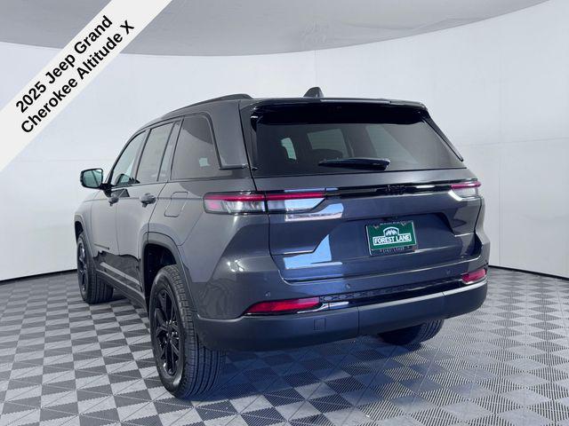 new 2025 Jeep Grand Cherokee car, priced at $37,062