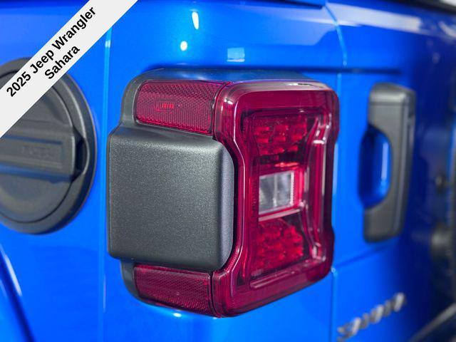 new 2025 Jeep Wrangler car, priced at $46,923