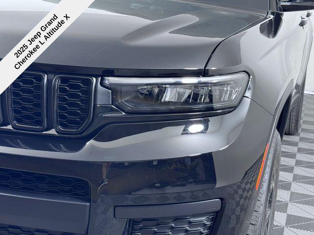 new 2025 Jeep Grand Cherokee L car, priced at $41,842
