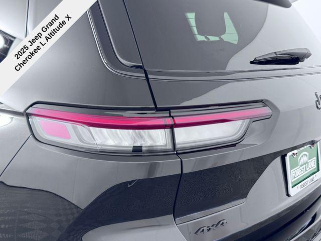 new 2025 Jeep Grand Cherokee L car, priced at $41,842