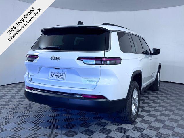 new 2025 Jeep Grand Cherokee L car, priced at $33,668